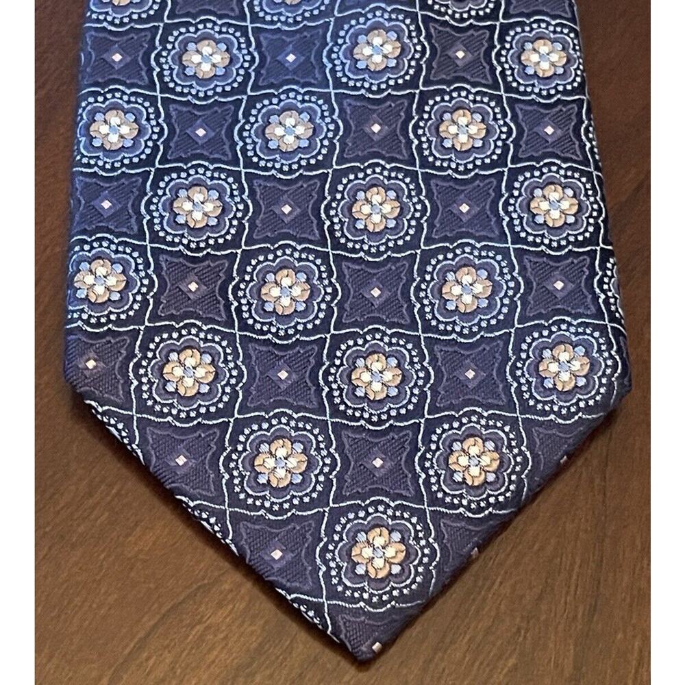 Eagle Blue Pink Hand Made 100% Silk Men’s Neck Tie Made In China